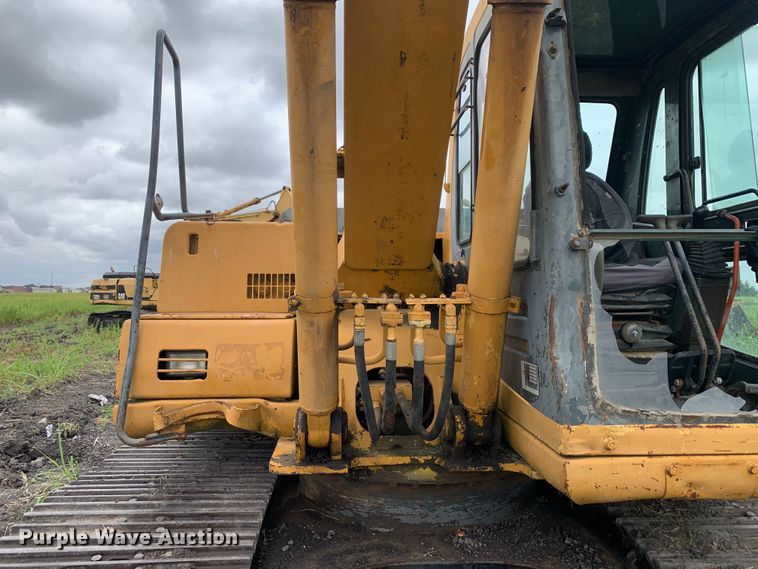 image for item DM7954 2000 Komatsu PC150LC-6K excavator