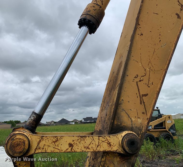 image for item DM7954 2000 Komatsu PC150LC-6K excavator