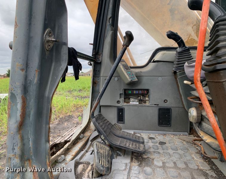 image for item DM7954 2000 Komatsu PC150LC-6K excavator