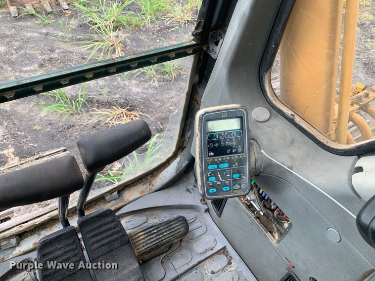 image for item DM7954 2000 Komatsu PC150LC-6K excavator