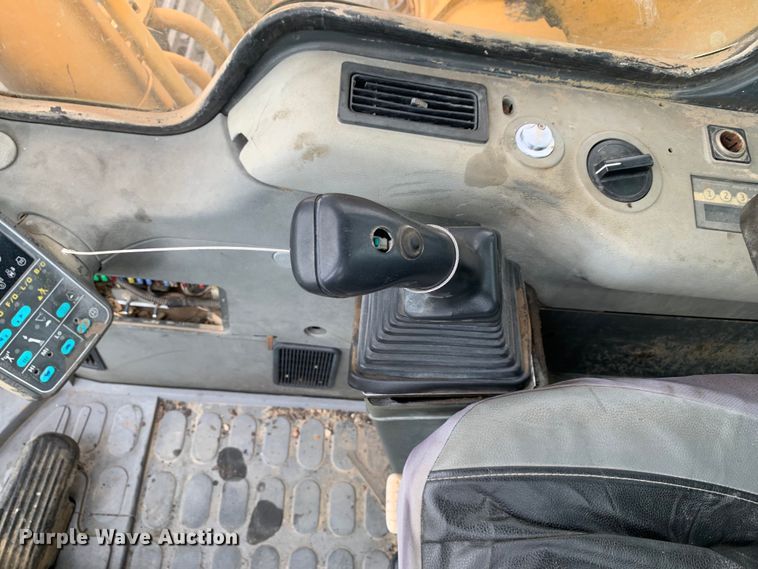 image for item DM7954 2000 Komatsu PC150LC-6K excavator