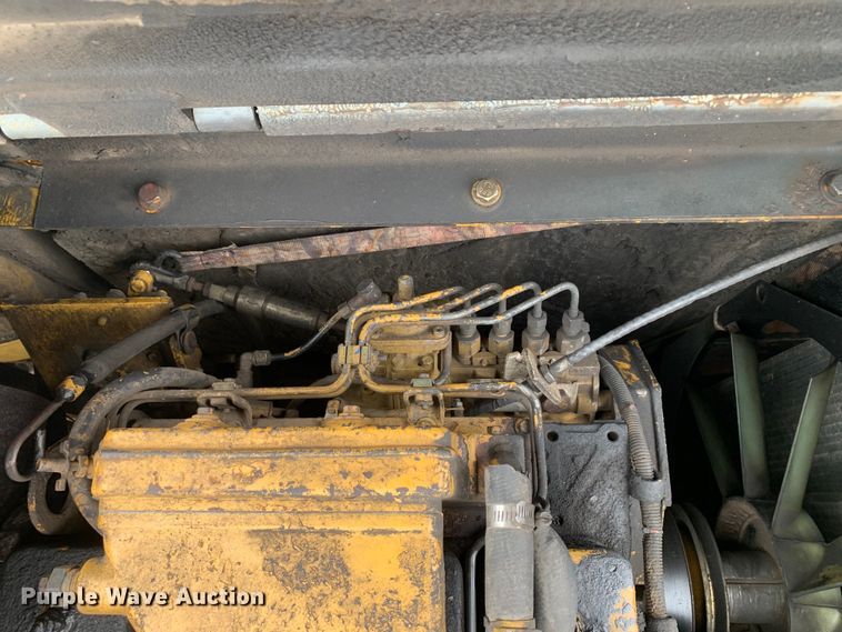 image for item DM7954 2000 Komatsu PC150LC-6K excavator