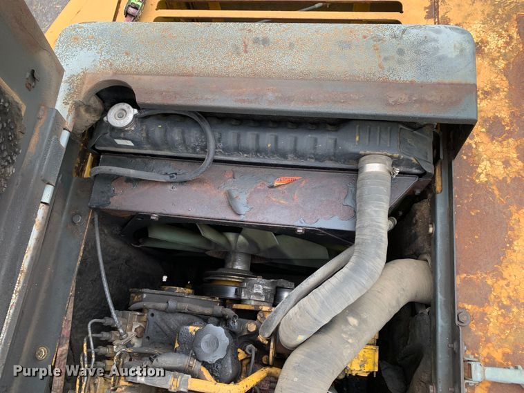 image for item DM7954 2000 Komatsu PC150LC-6K excavator