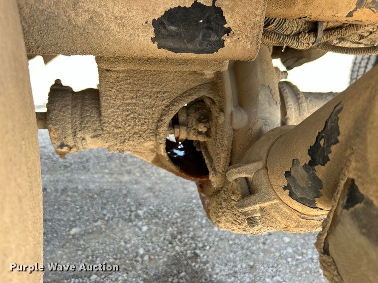 image for item DO1090 2007 Mack CTP713 water truck