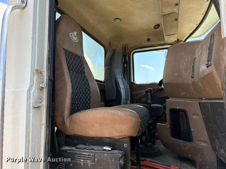 image for item DO1090 2007 Mack CTP713 water truck