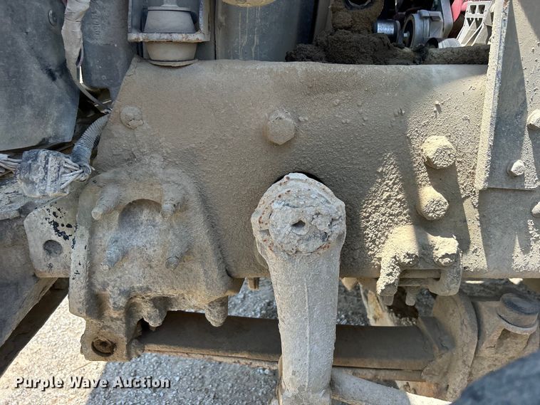 image for item DO1090 2007 Mack CTP713 water truck