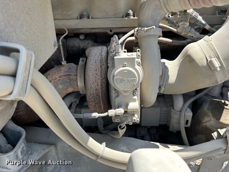 image for item DO1090 2007 Mack CTP713 water truck