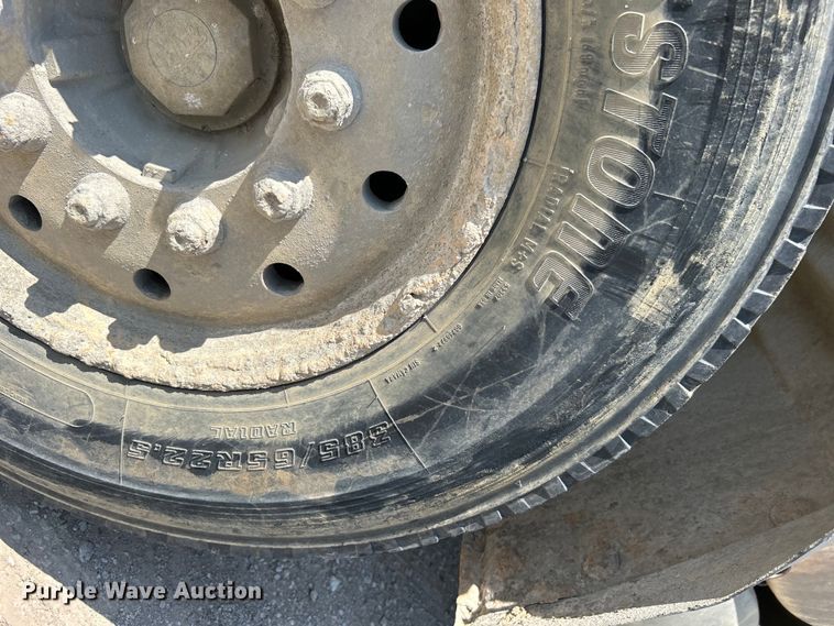 image for item DO1090 2007 Mack CTP713 water truck