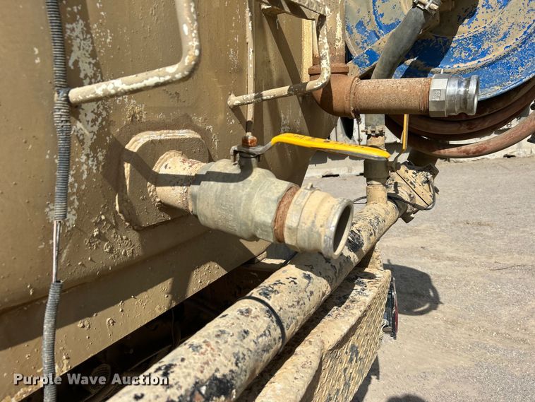 image for item DO1096 2009 International WorkStar 7400 water truck