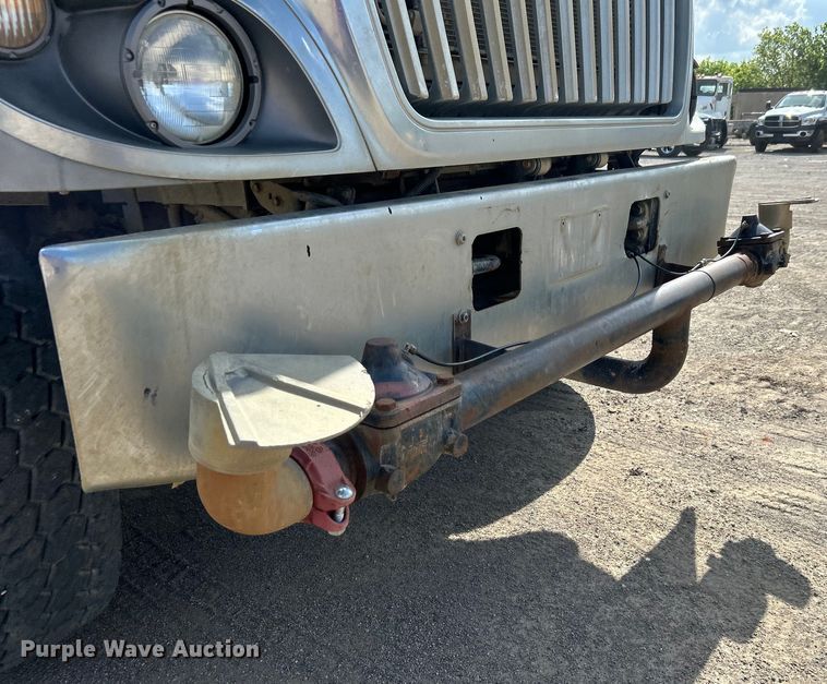 image for item DO1096 2009 International WorkStar 7400 water truck