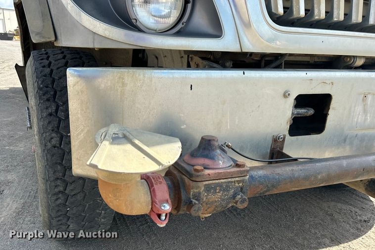 image for item DO1096 2009 International WorkStar 7400 water truck