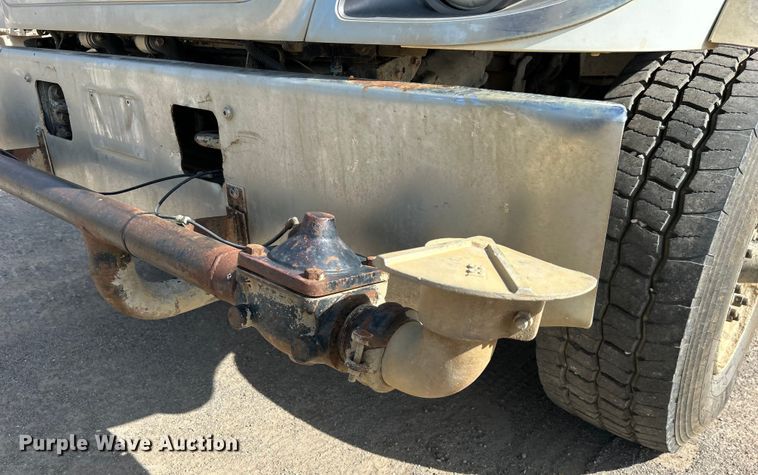 image for item DO1096 2009 International WorkStar 7400 water truck