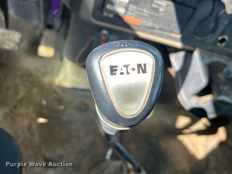 image for item DO1096 2009 International WorkStar 7400 water truck