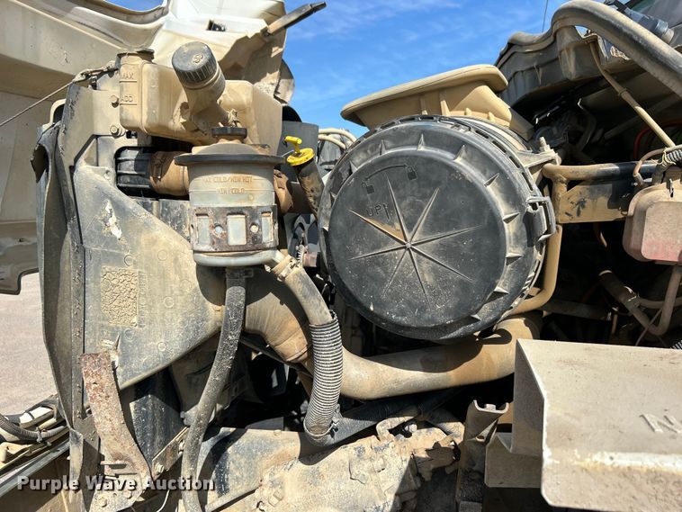 image for item DO1096 2009 International WorkStar 7400 water truck