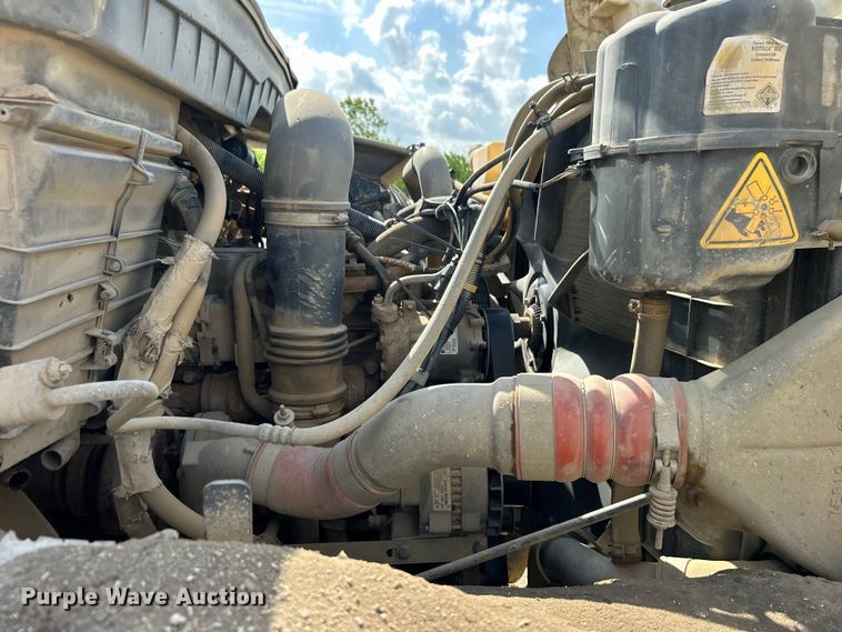 image for item DO1096 2009 International WorkStar 7400 water truck