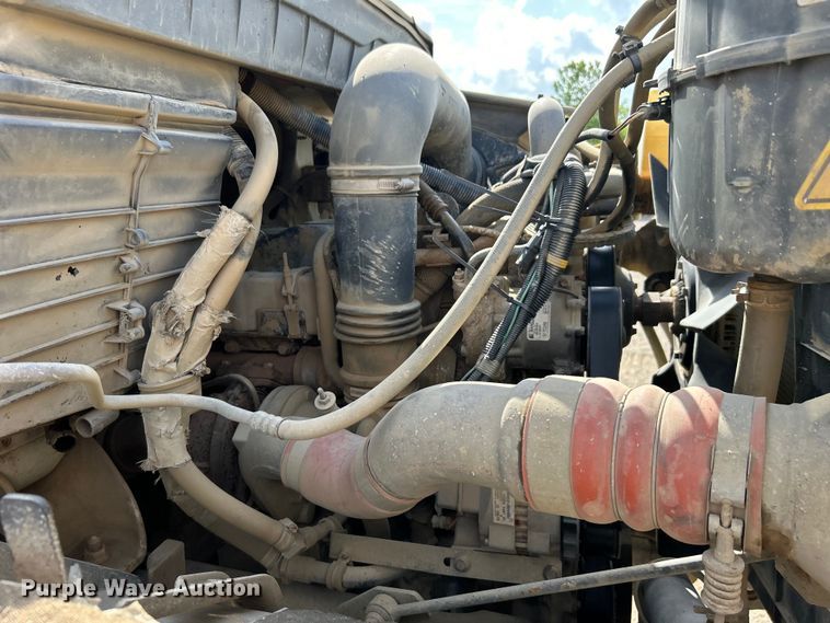 image for item DO1096 2009 International WorkStar 7400 water truck