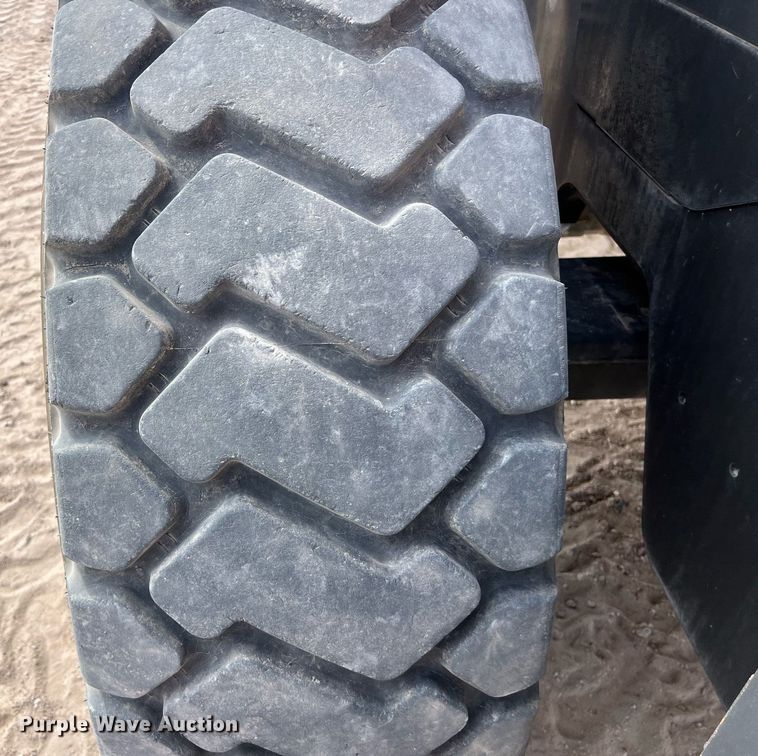 image for item DO2486 2017 Case 721G wheel loader