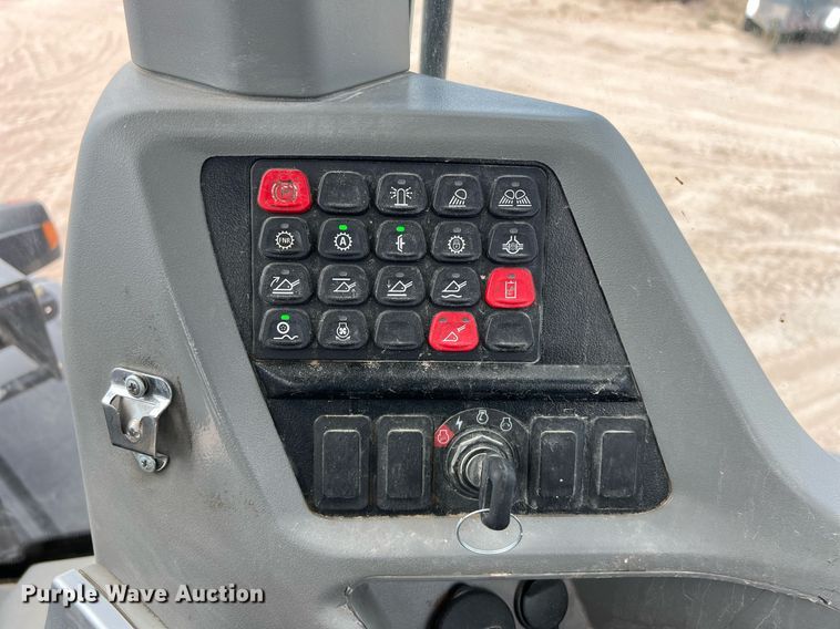 image for item DO2487 2017 Case 721G wheel loader