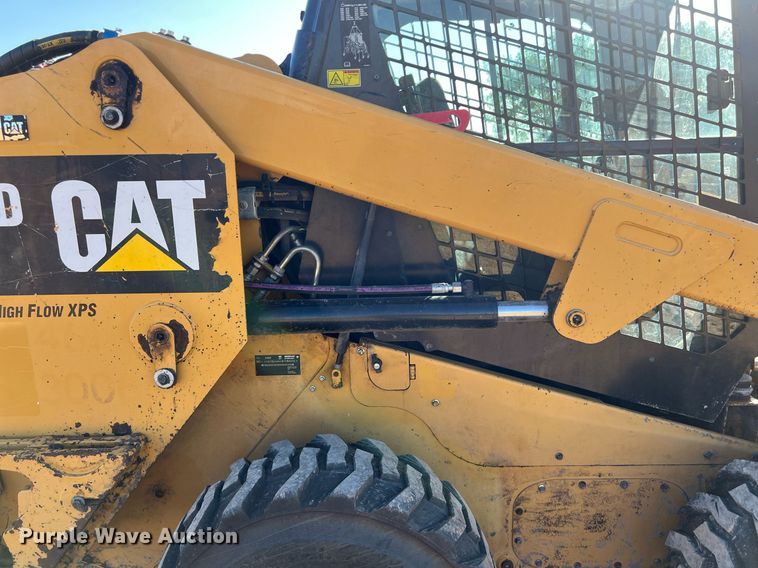 image for item DO2488 2016 Caterpillar 246D skid steer loader