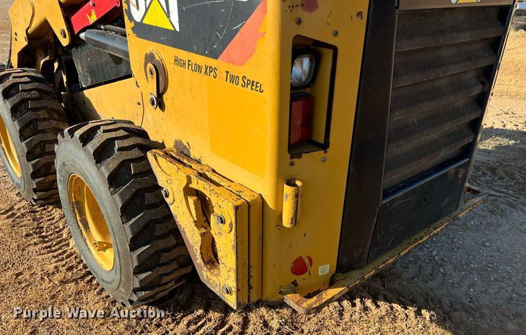 image for item DO2488 2016 Caterpillar 246D skid steer loader