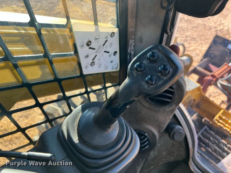 image for item DO2488 2016 Caterpillar 246D skid steer loader