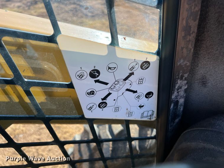 image for item DO2488 2016 Caterpillar 246D skid steer loader