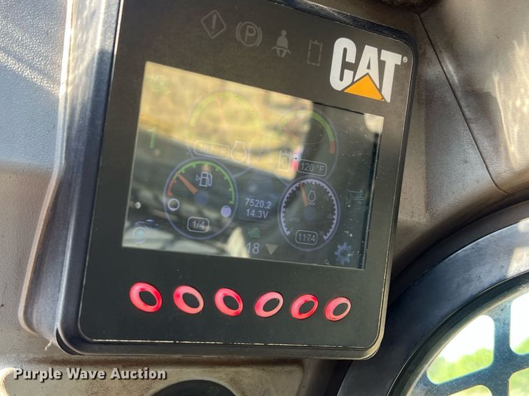 image for item DO2488 2016 Caterpillar 246D skid steer loader