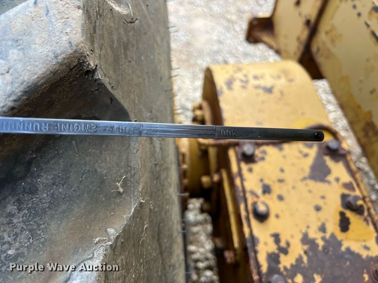 image for item DO2492 1968 Caterpillar 120 rigid frame motor grader