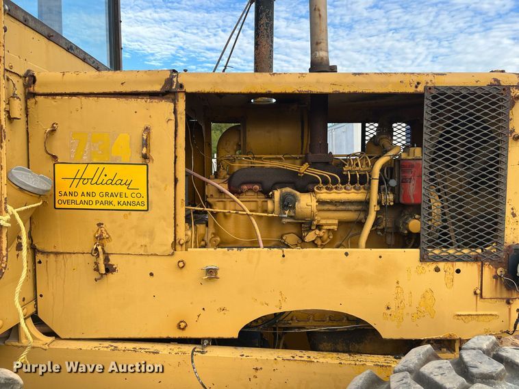 image for item DO2492 1968 Caterpillar 120 rigid frame motor grader