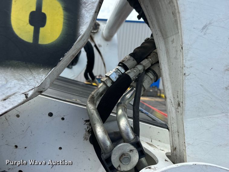 image for item DO6652 2022 Bobcat T595 tracked skid steer loader