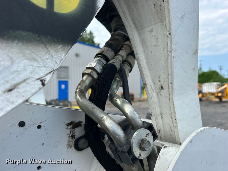 image for item DO6652 2022 Bobcat T595 tracked skid steer loader