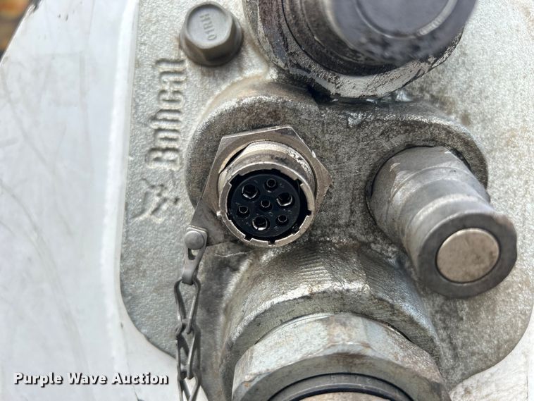 image for item DO6652 2022 Bobcat T595 tracked skid steer loader