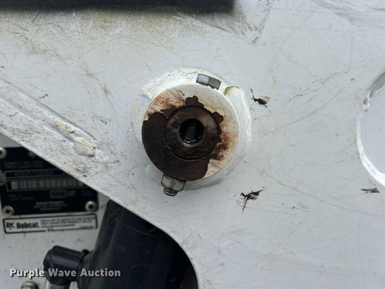 image for item DO6652 2022 Bobcat T595 tracked skid steer loader