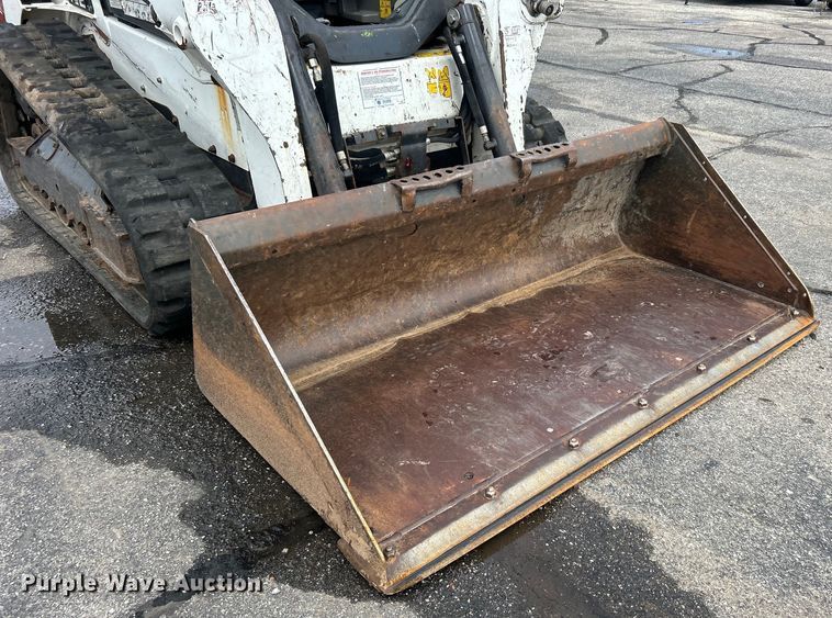 image for item DO6652 2022 Bobcat T595 tracked skid steer loader