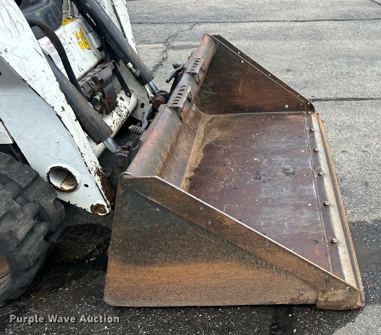 image for item DO6652 2022 Bobcat T595 tracked skid steer loader