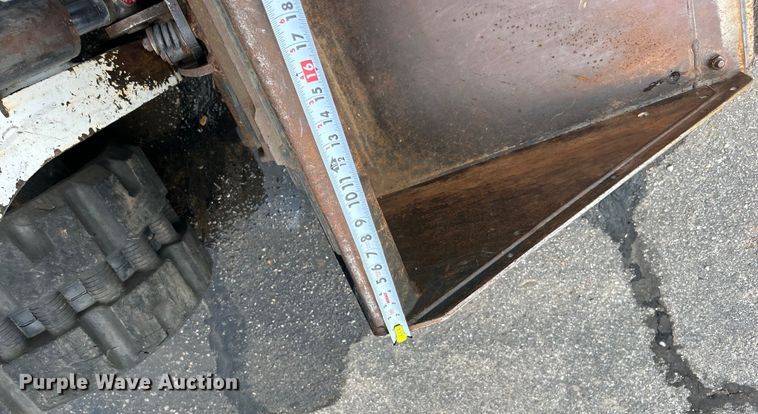 image for item DO6652 2022 Bobcat T595 tracked skid steer loader