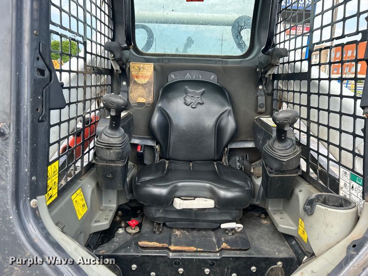 image for item DO6652 2022 Bobcat T595 tracked skid steer loader