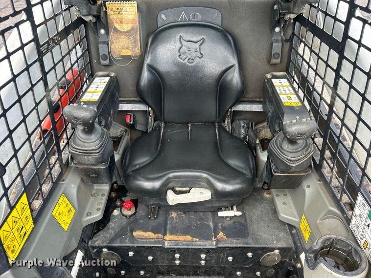 image for item DO6652 2022 Bobcat T595 tracked skid steer loader