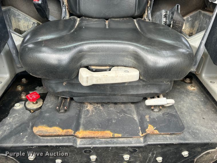 image for item DO6652 2022 Bobcat T595 tracked skid steer loader