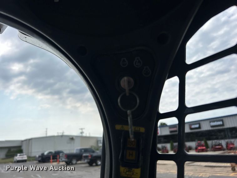 image for item DO6652 2022 Bobcat T595 tracked skid steer loader