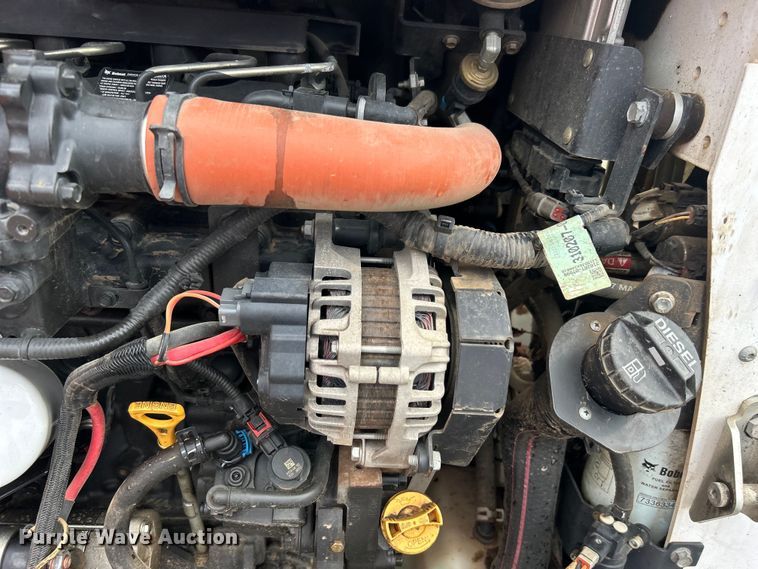 image for item DO6652 2022 Bobcat T595 tracked skid steer loader