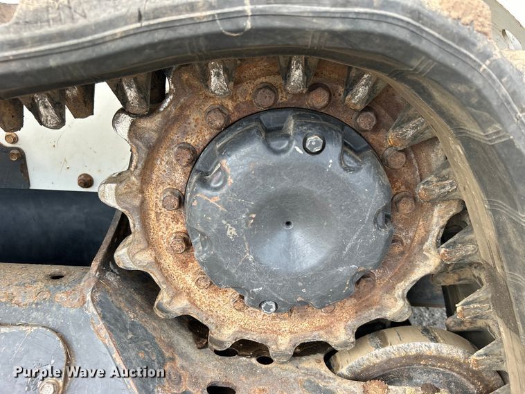 image for item DO6652 2022 Bobcat T595 tracked skid steer loader