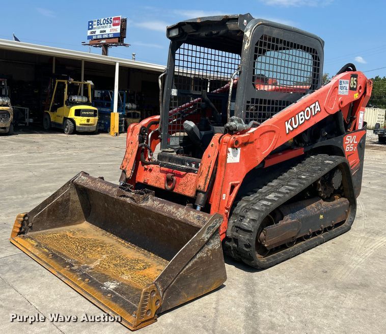 image for item DO6653 Kubota SVL65-2 tracked skid steer loader