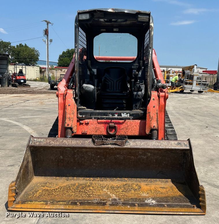 image for item DO6653 Kubota SVL65-2 tracked skid steer loader