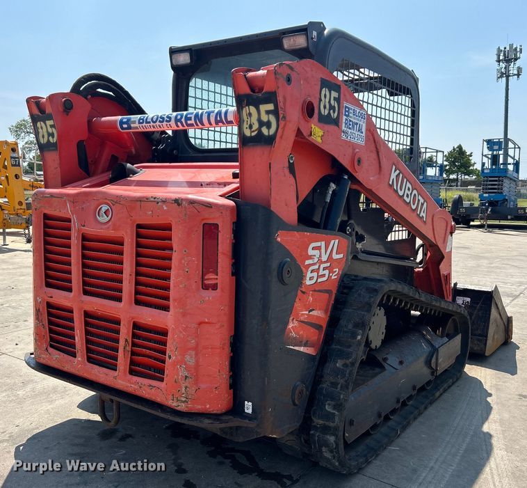 image for item DO6653 Kubota SVL65-2 tracked skid steer loader