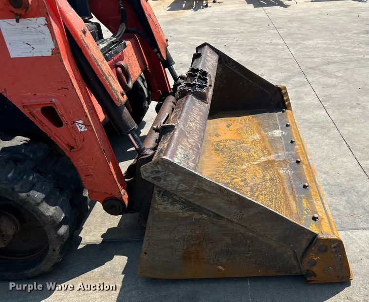 image for item DO6653 Kubota SVL65-2 tracked skid steer loader