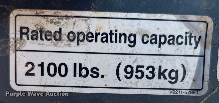 image for item DO6653 Kubota SVL65-2 tracked skid steer loader