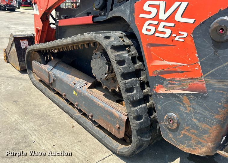 image for item DO6653 Kubota SVL65-2 tracked skid steer loader