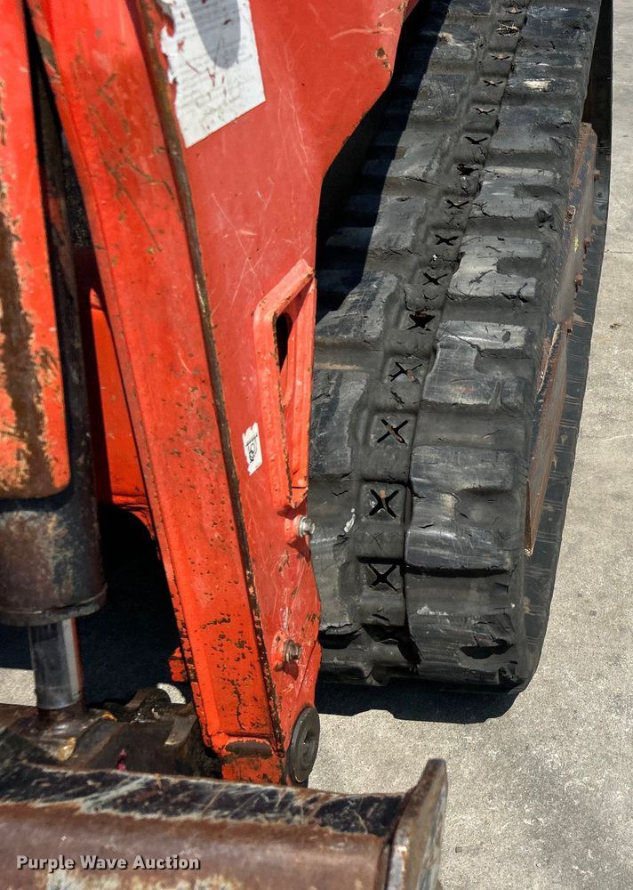 image for item DO6653 Kubota SVL65-2 tracked skid steer loader