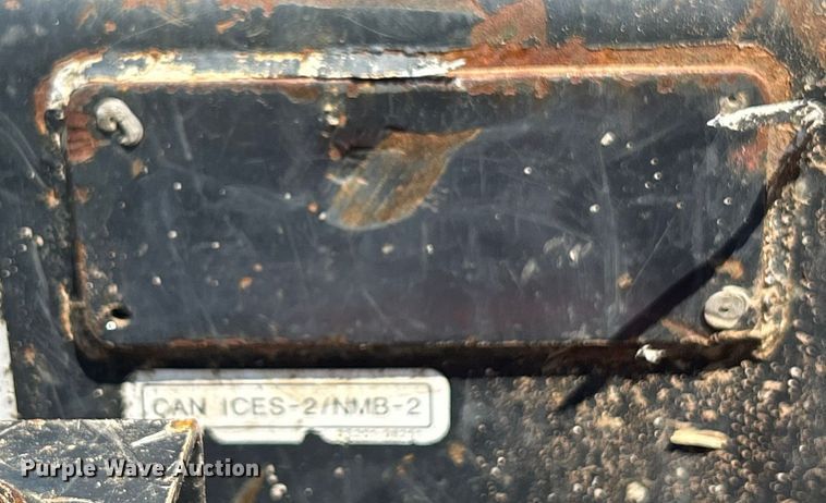 image for item DO6653 Kubota SVL65-2 tracked skid steer loader